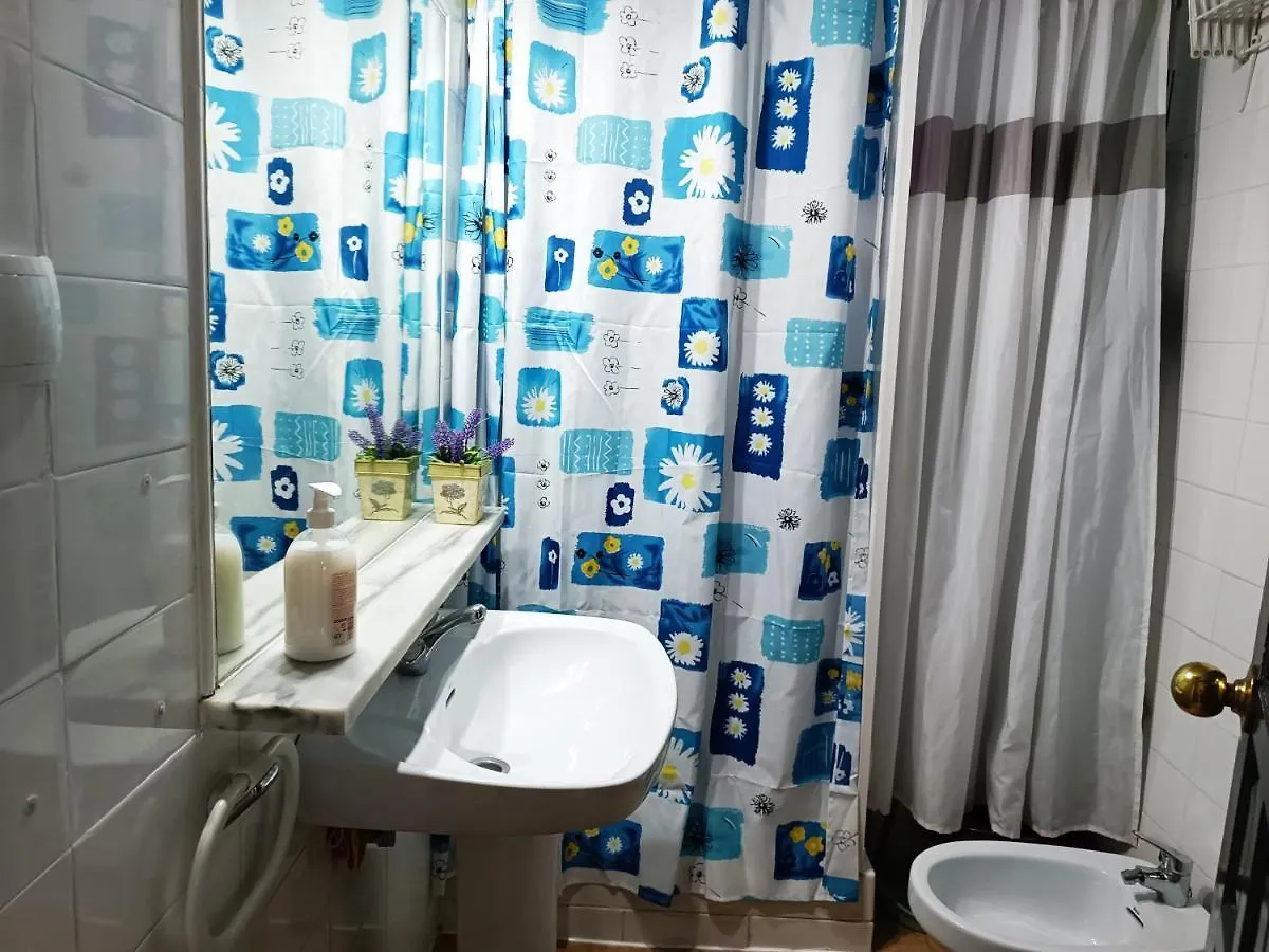Torremolinos Carihuela Renovado - Wifi 365 Mbps - Fire Stick Amazon - Playa A 50 Metros Apartment