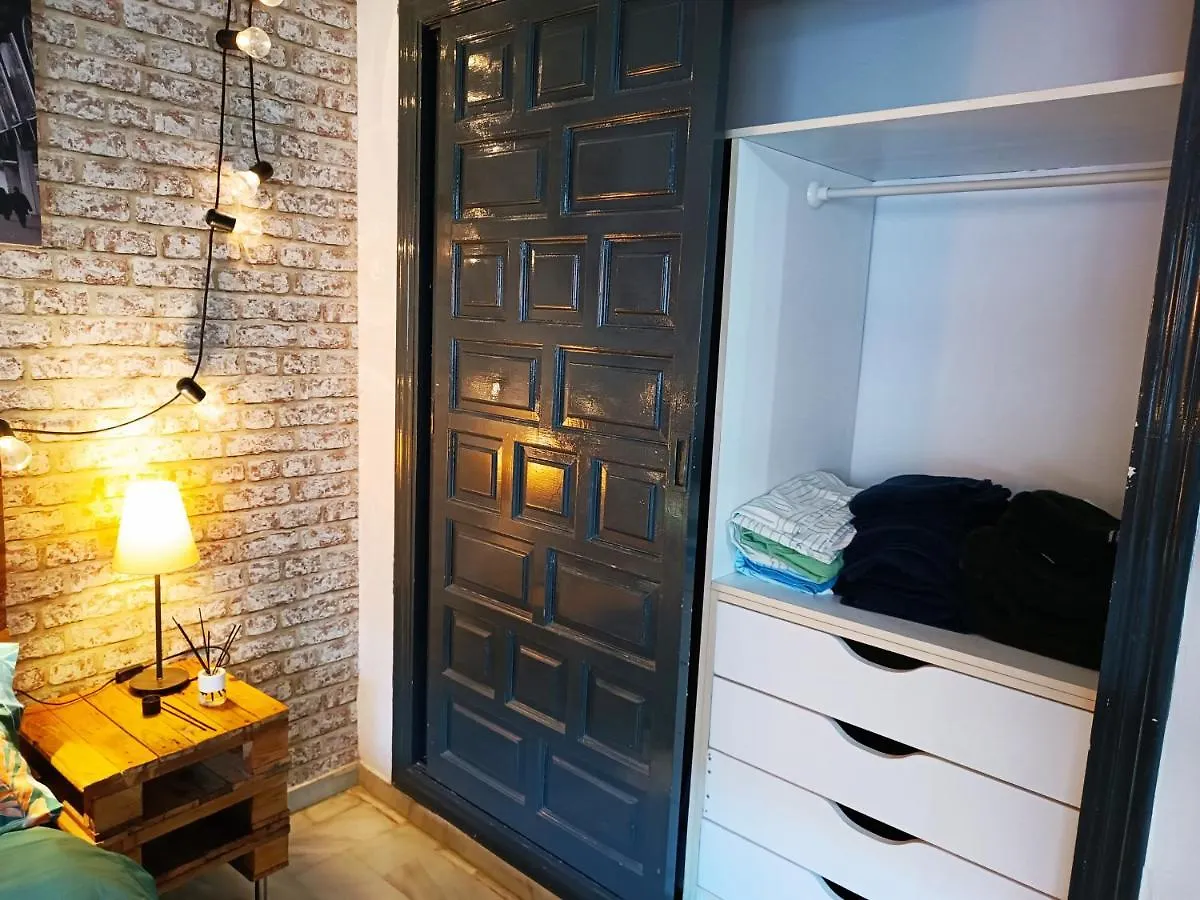 Torremolinos Carihuela Renovado - Wifi 365 Mbps - Fire Stick Amazon - Playa A 50 Metros Apartment