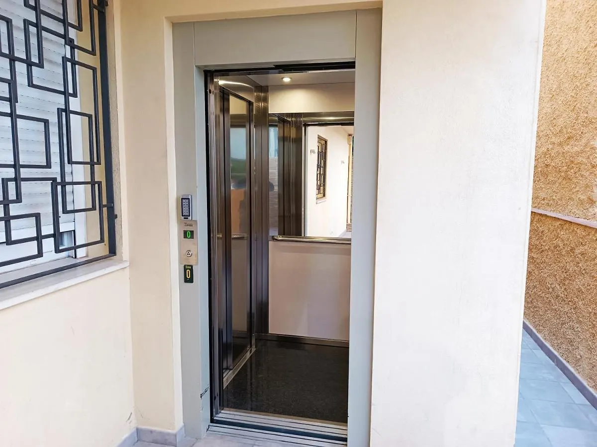 Torremolinos Carihuela Renovado - Wifi 365 Mbps - Fire Stick Amazon - Playa A 50 Metros Apartment