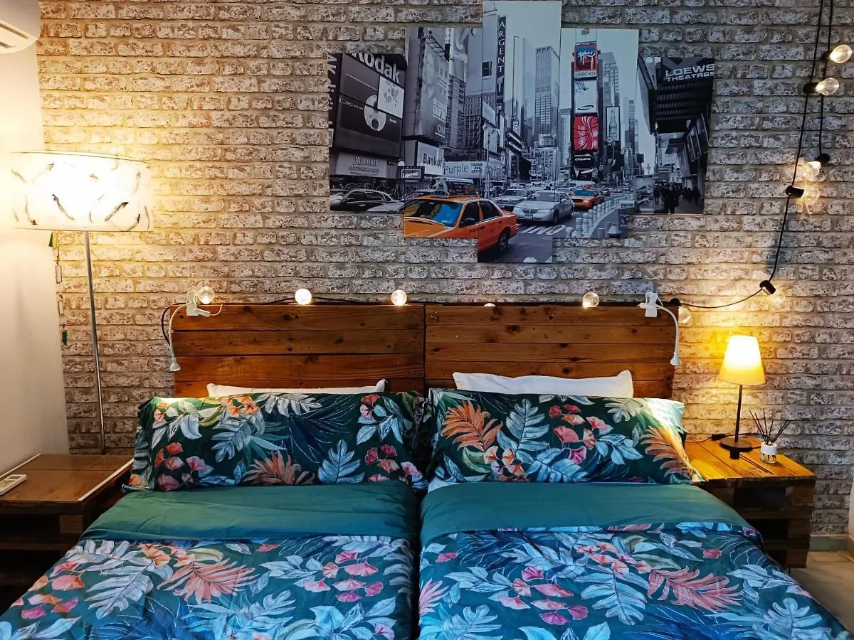 Torremolinos Carihuela Renovado - Wifi 365 Mbps - Fire Stick Amazon - Playa A 50 Metros Apartment